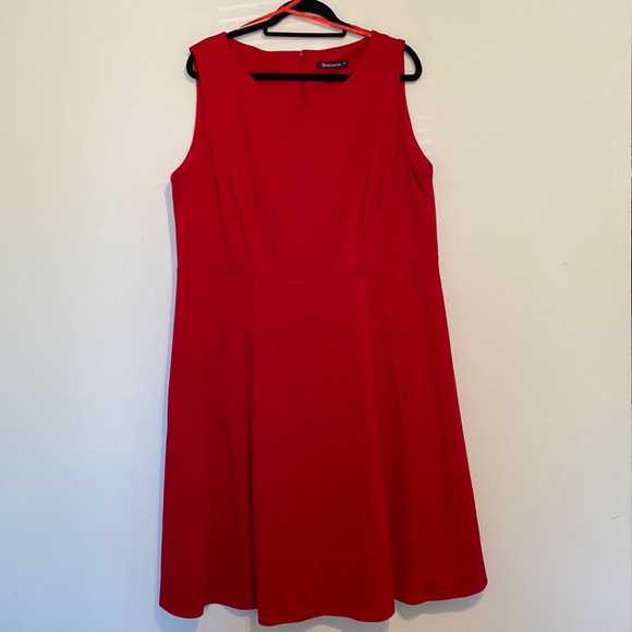 Red Bonmarche Sleeveless Dress - Size 22 - Picture 1 of 5
